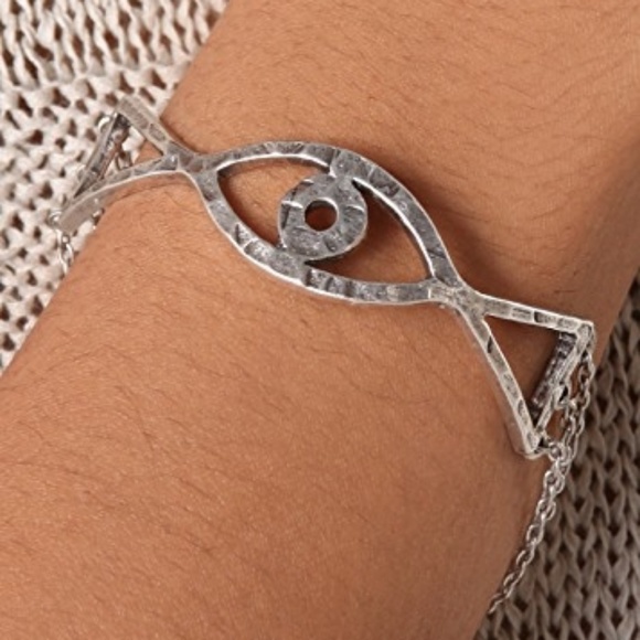 NWOT Low Luv x Erin Wasson SOLD OUT Ltd Ed Evil Eye Bracelet 🧿 - Picture 3 of 4